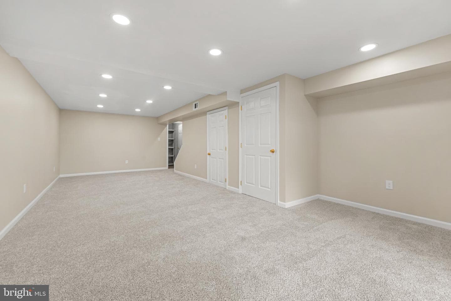 703 Andover Court #703-C photo 17