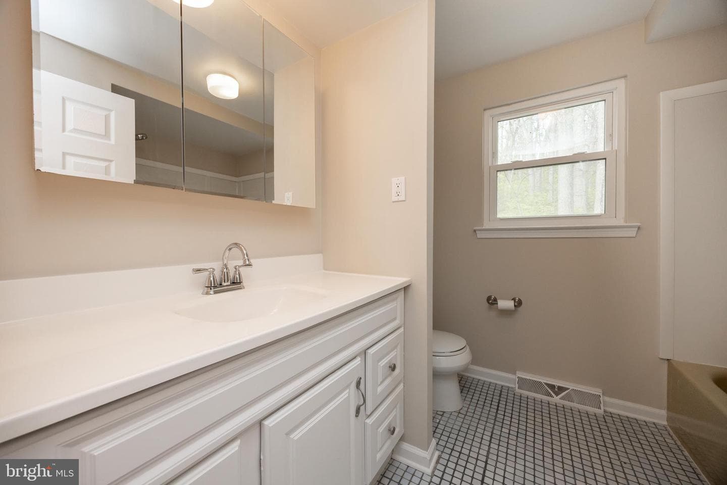 401 Baker Lane photo 32