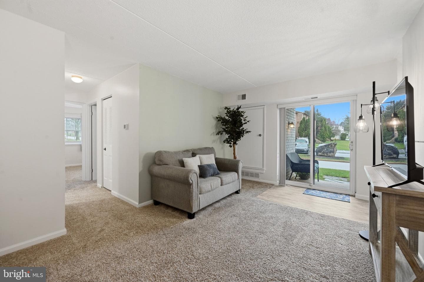 2905 Eagle Road photo 6
