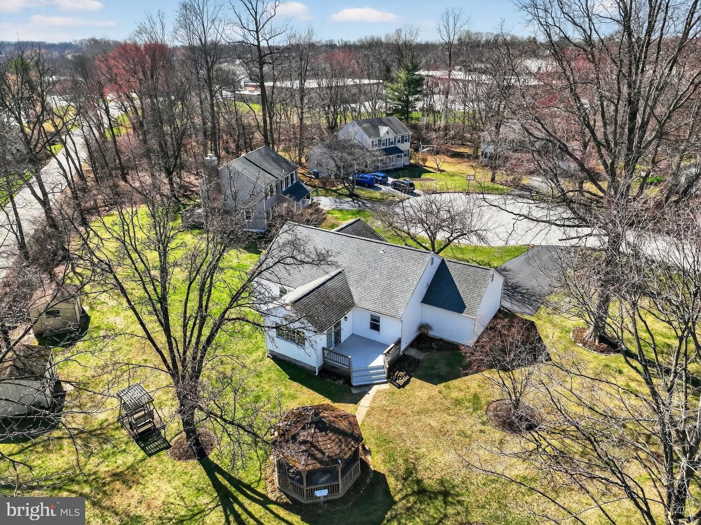 604 Lorient Drive photo 3