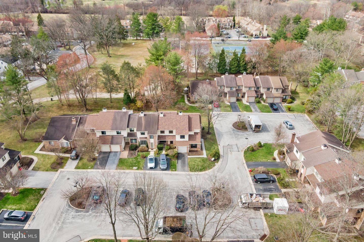 306 Hanover Court photo 46