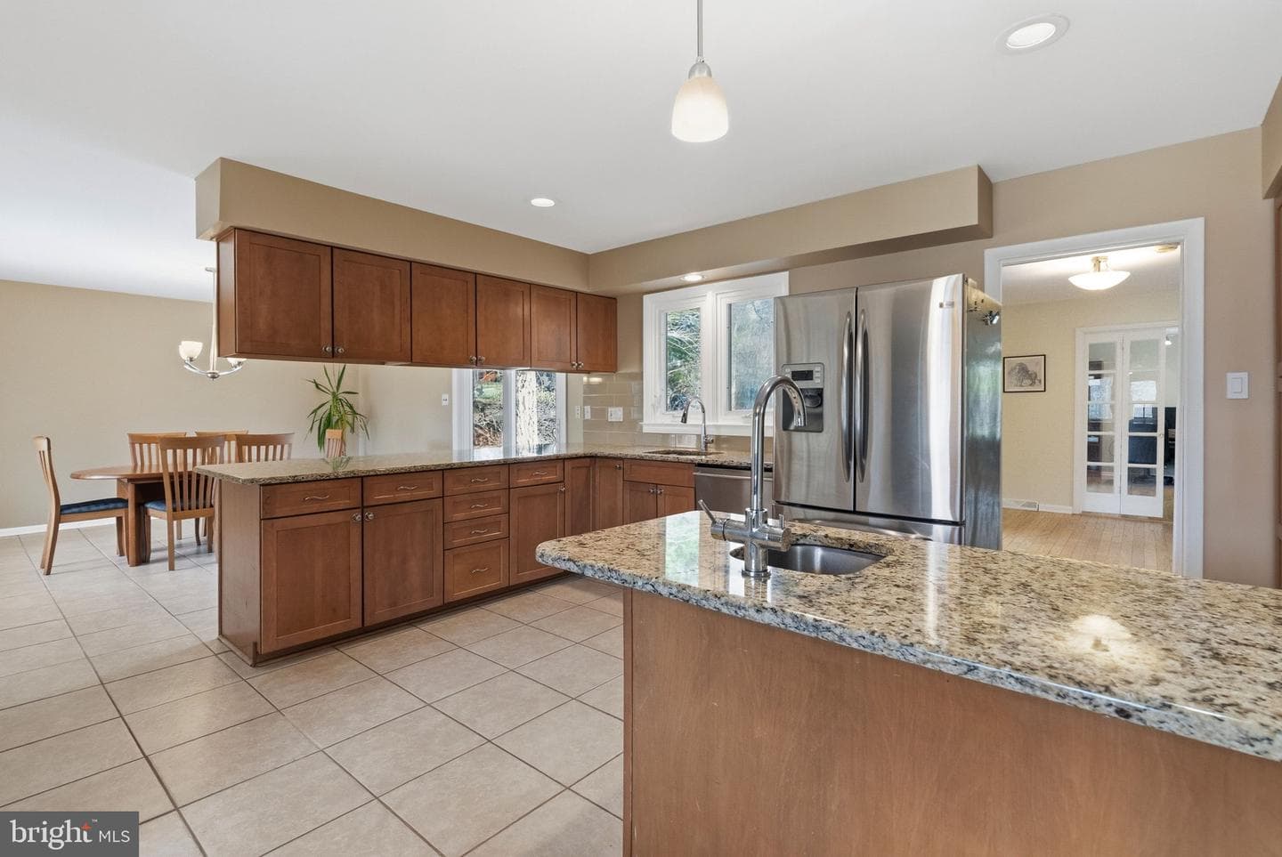 1561 Tanglewood photo 13