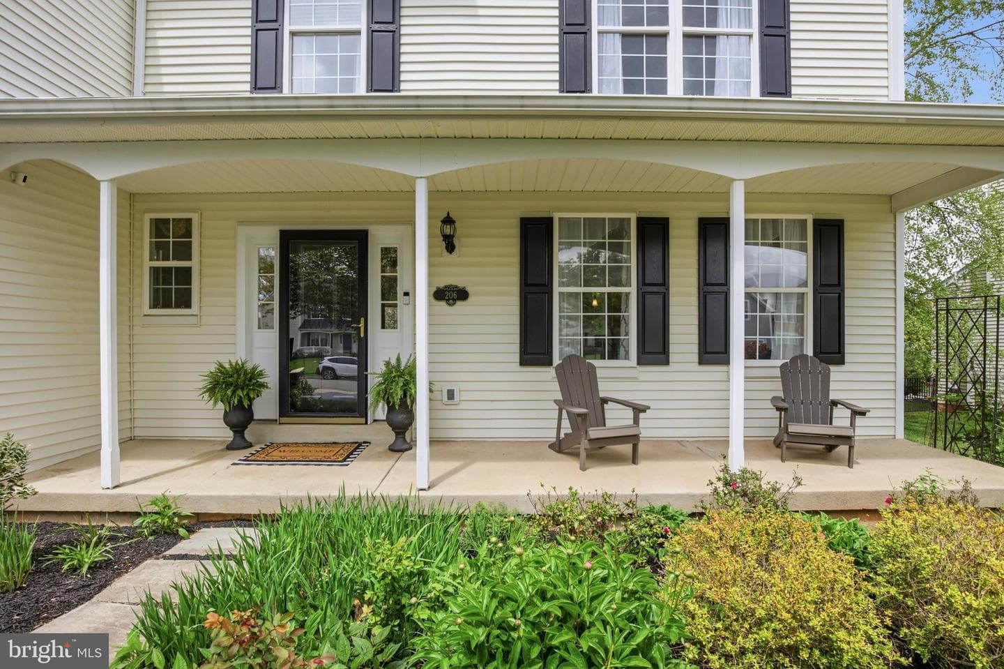 206 Meetinghouse Lane photo 3