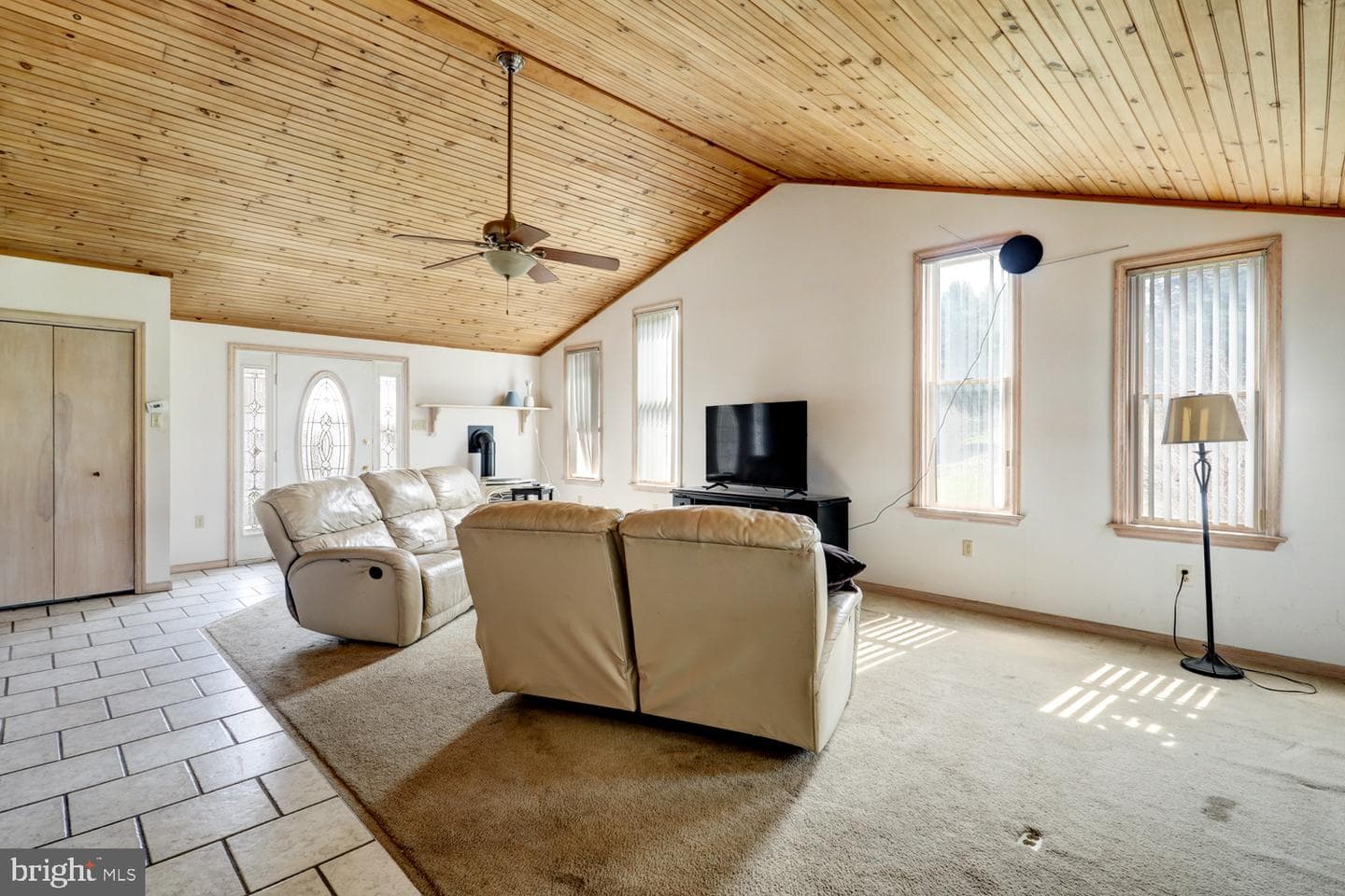 640 Meadow Drive photo 20