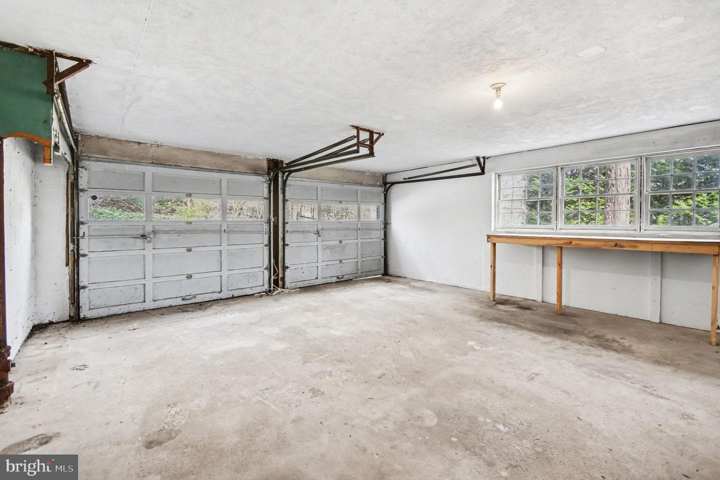 542 Upper Weadley Road photo 39
