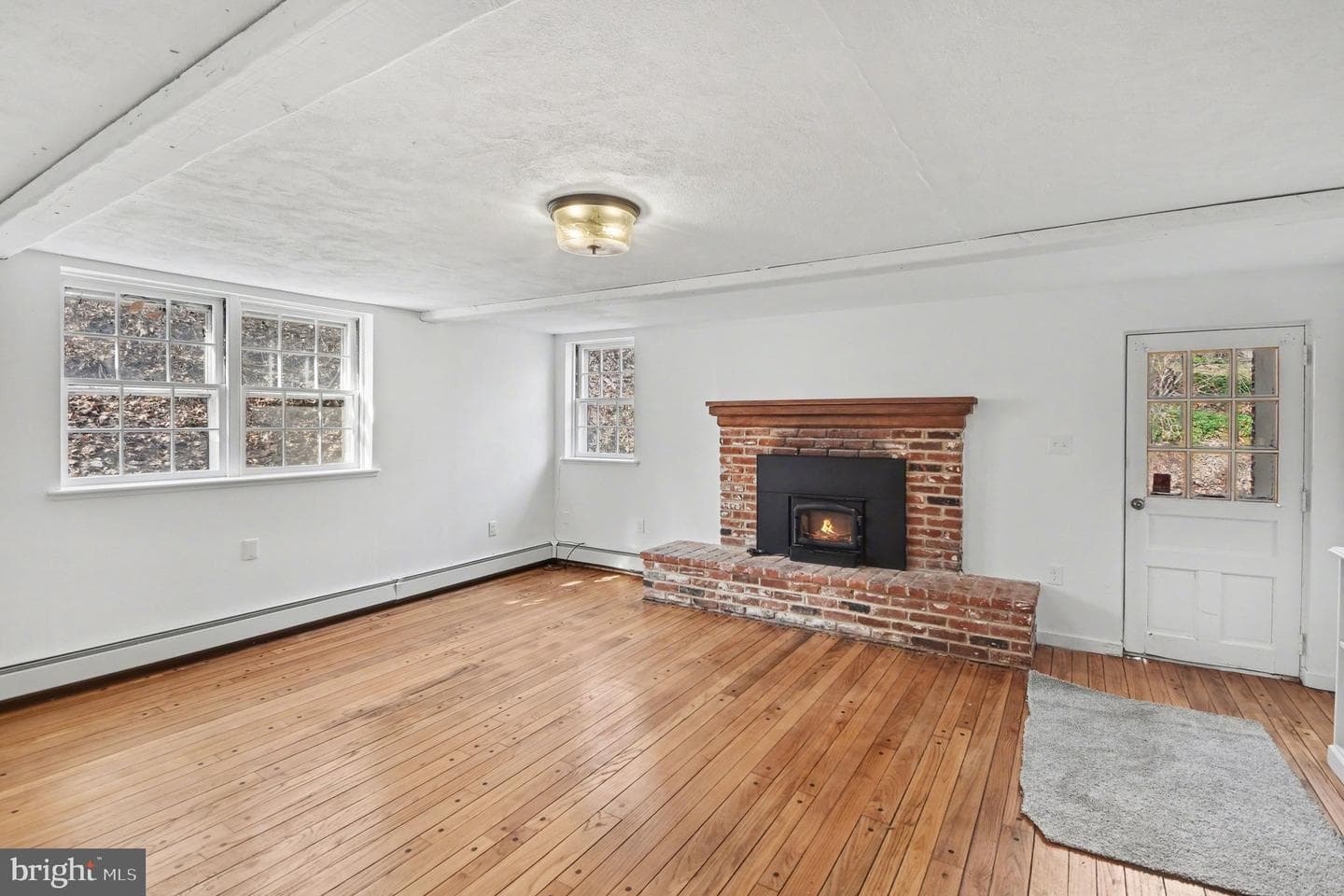 542 Upper Weadley Road photo 9