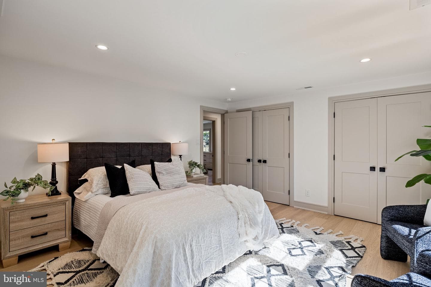 1179 Beaumont Road photo 33