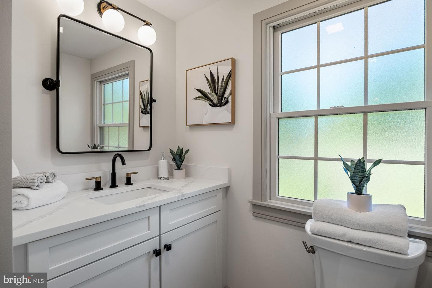 1179 Beaumont Road photo 41