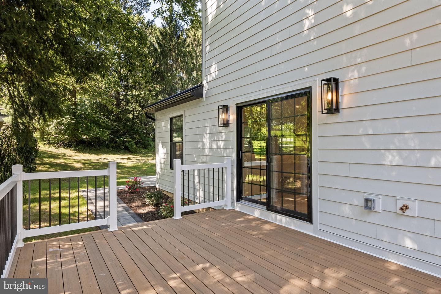 1179 Beaumont Road photo 46