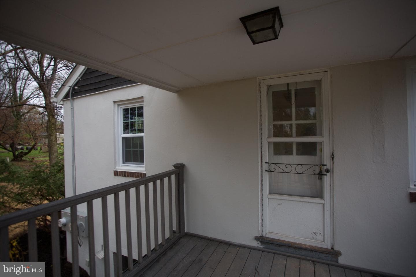 601 Vincent Street photo 3