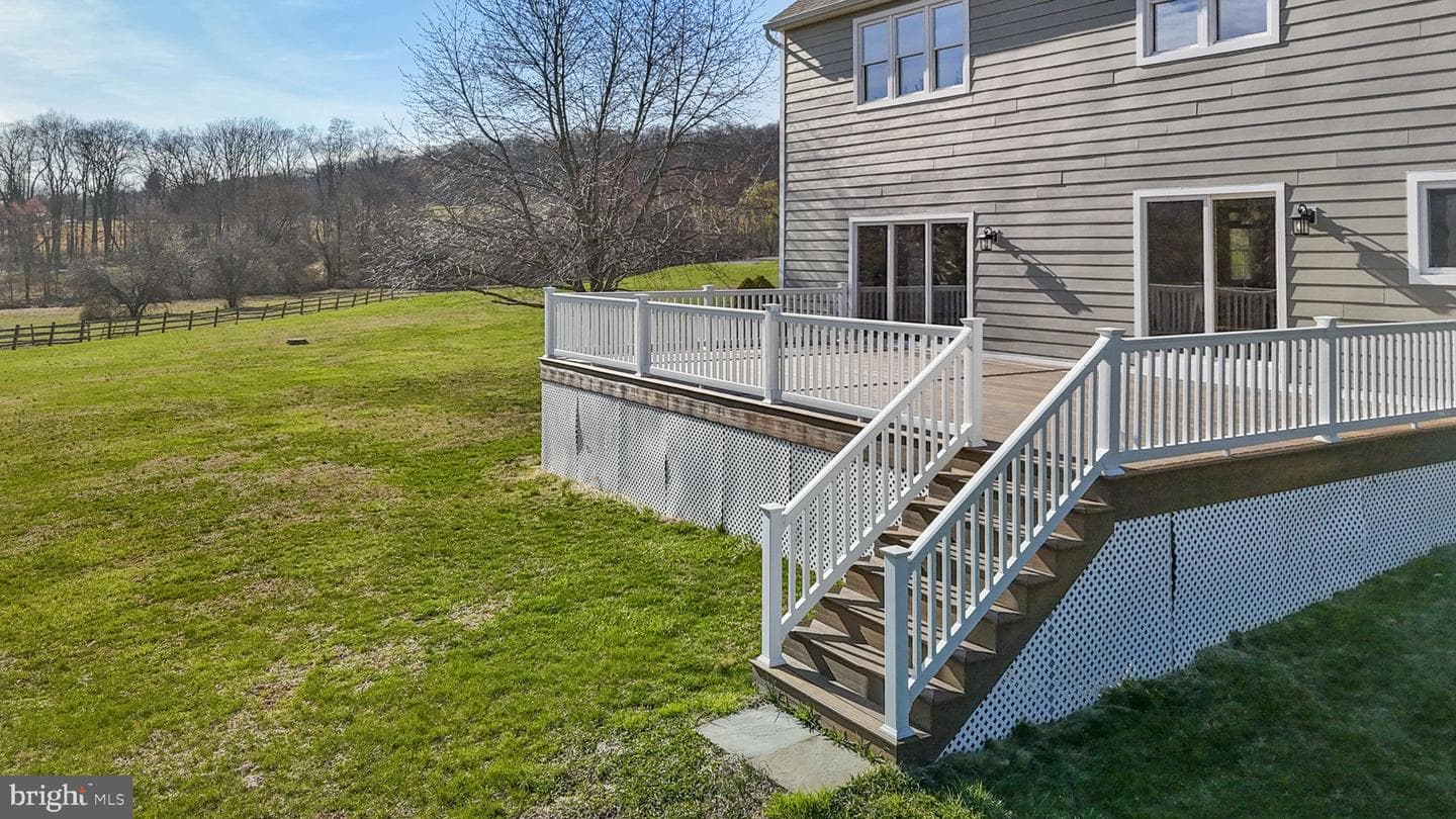 61 Green Pond Lane photo 8