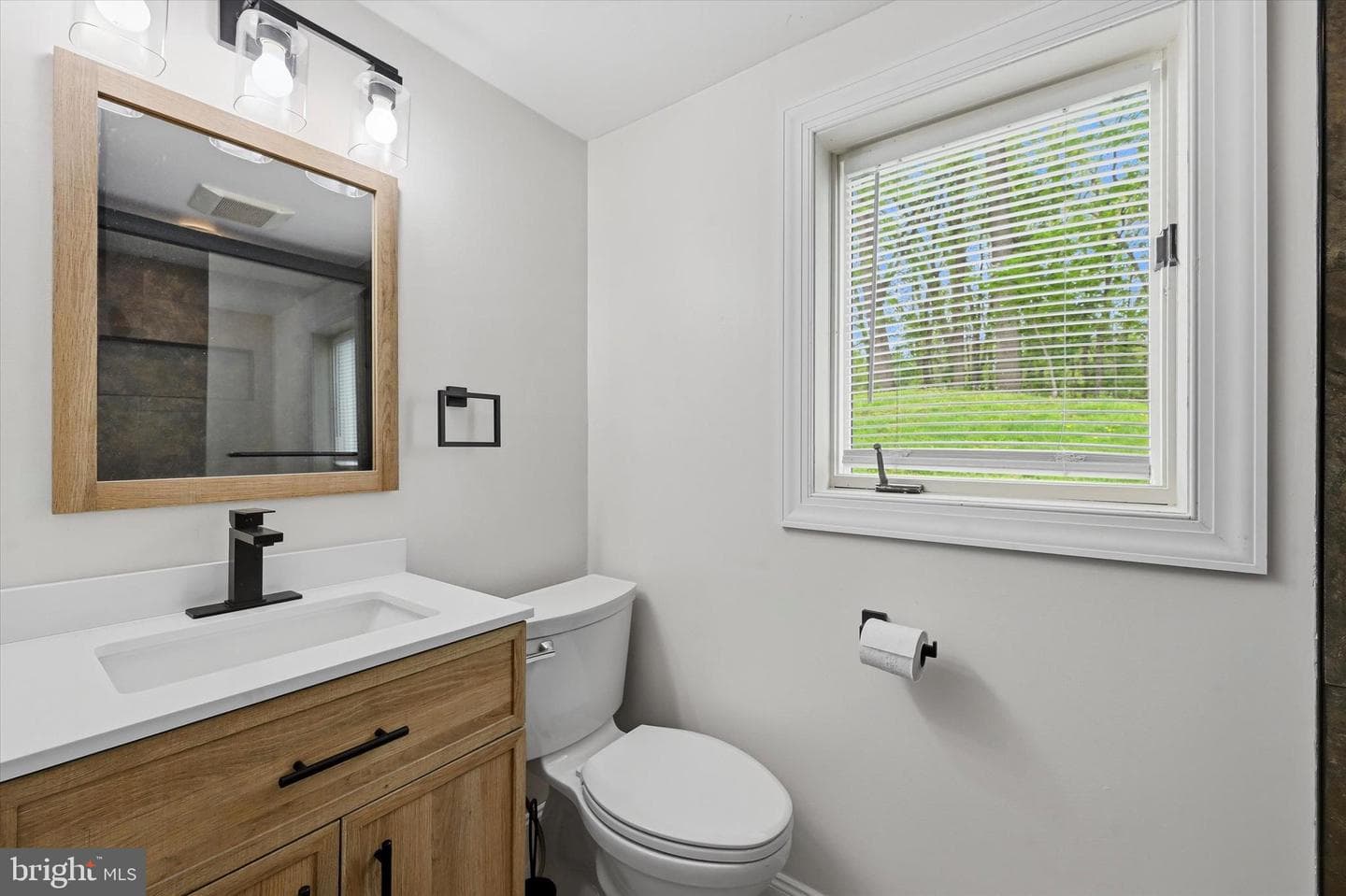 1551 Conestoga Road photo 14