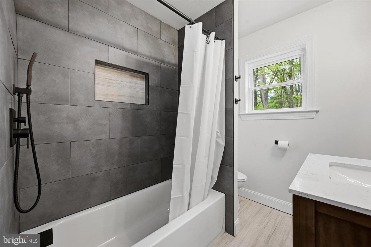 1551 Conestoga Road photo 25