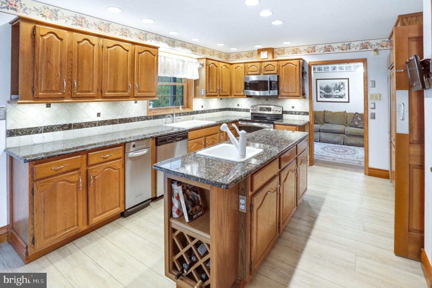 42 Eleanor Drive photo 26