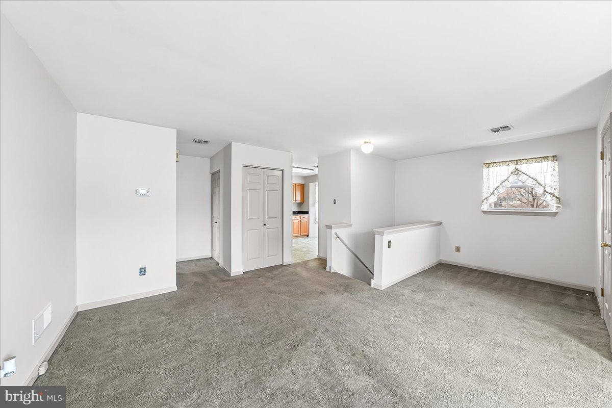 732 Bradford Terrace photo 6