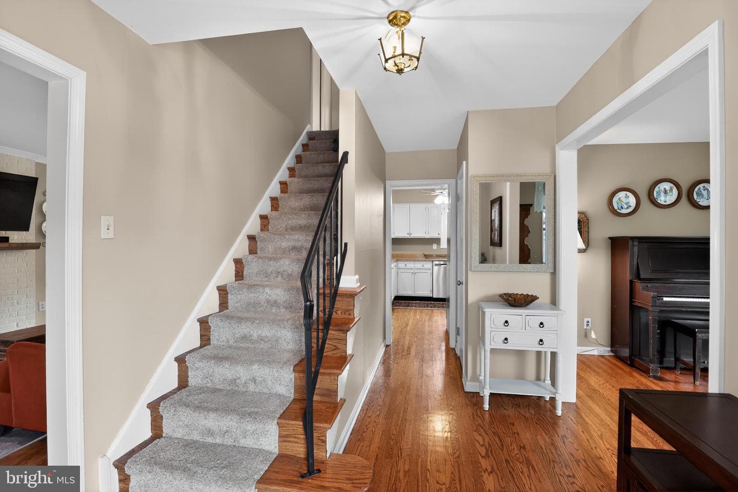 1088 Wood Lane photo 5