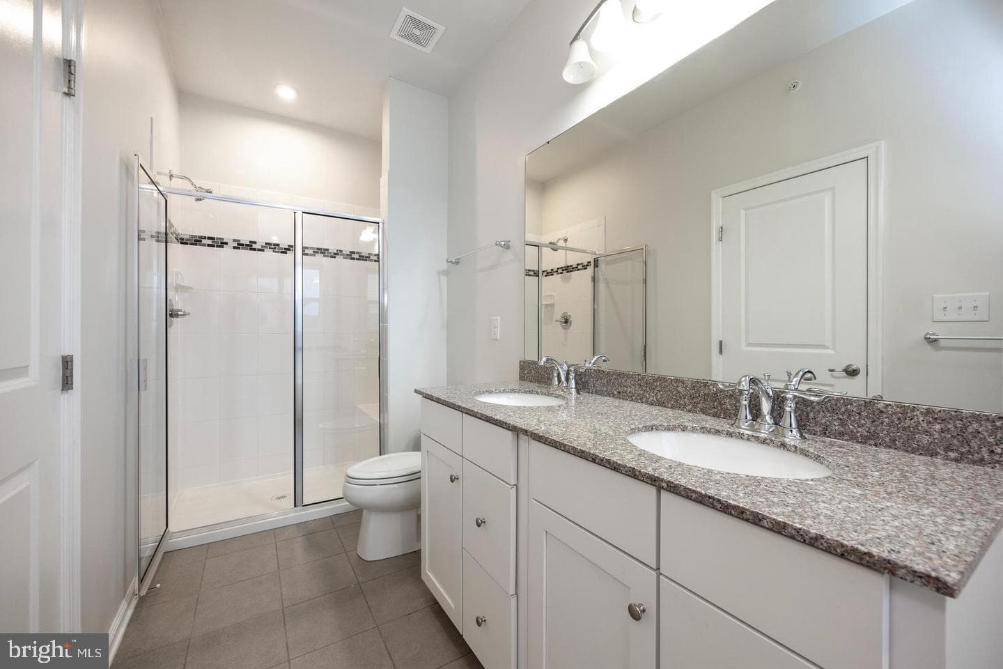 602 Holywell Drive photo 27