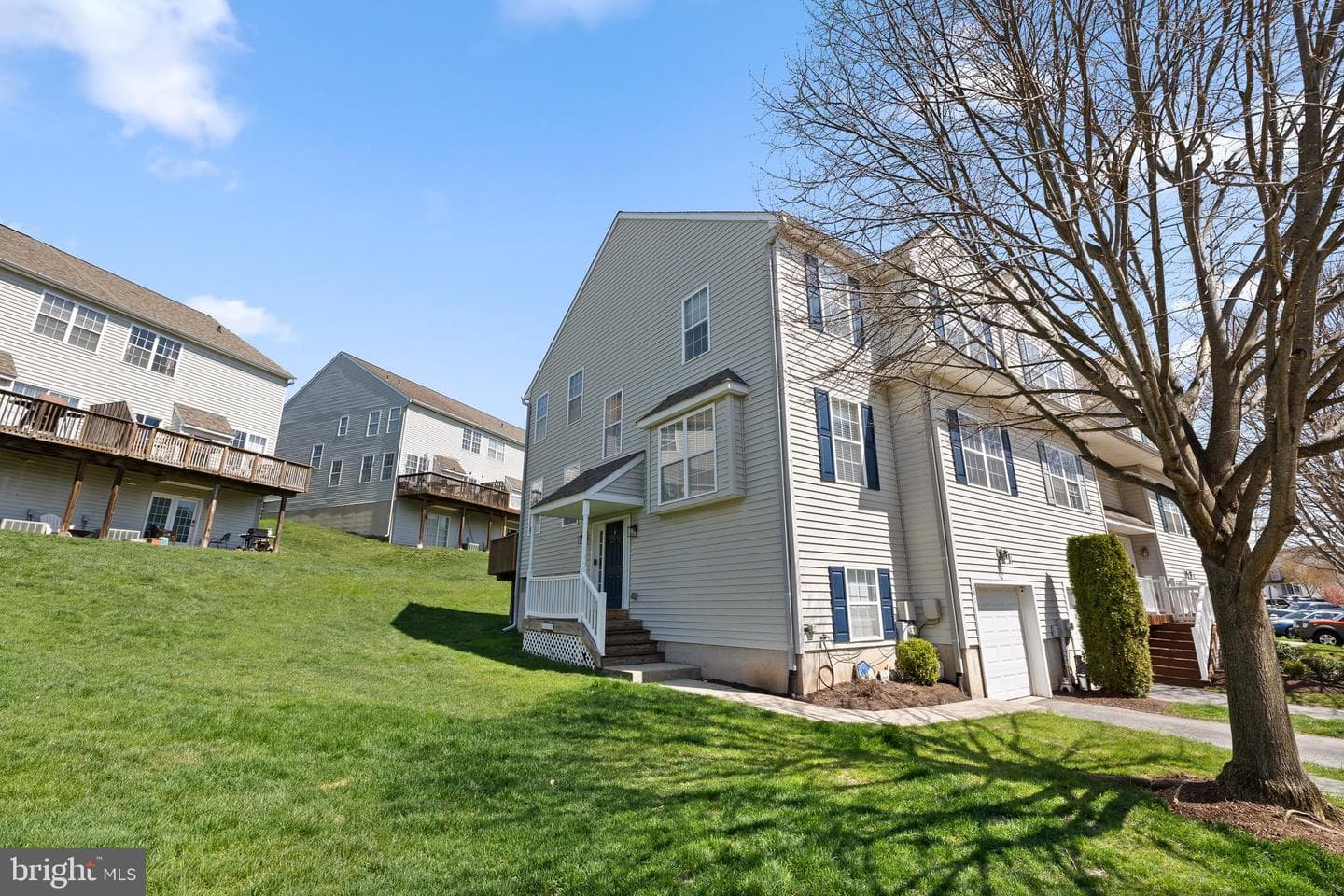 641 Onward Avenue photo 4