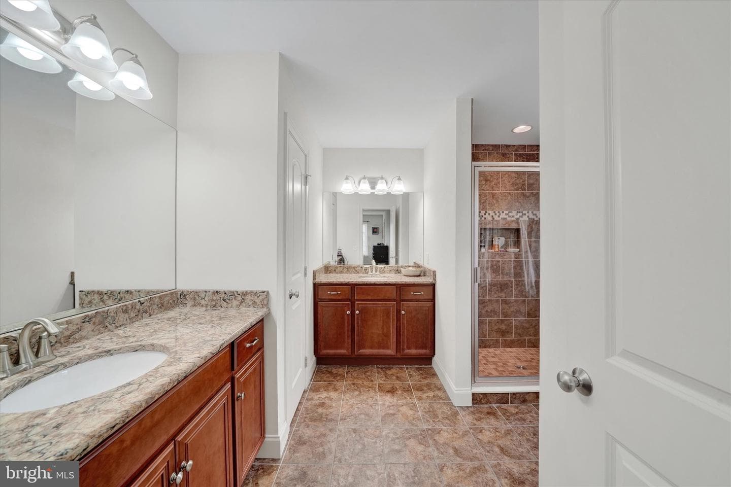 440 Commonwealth Drive photo 22