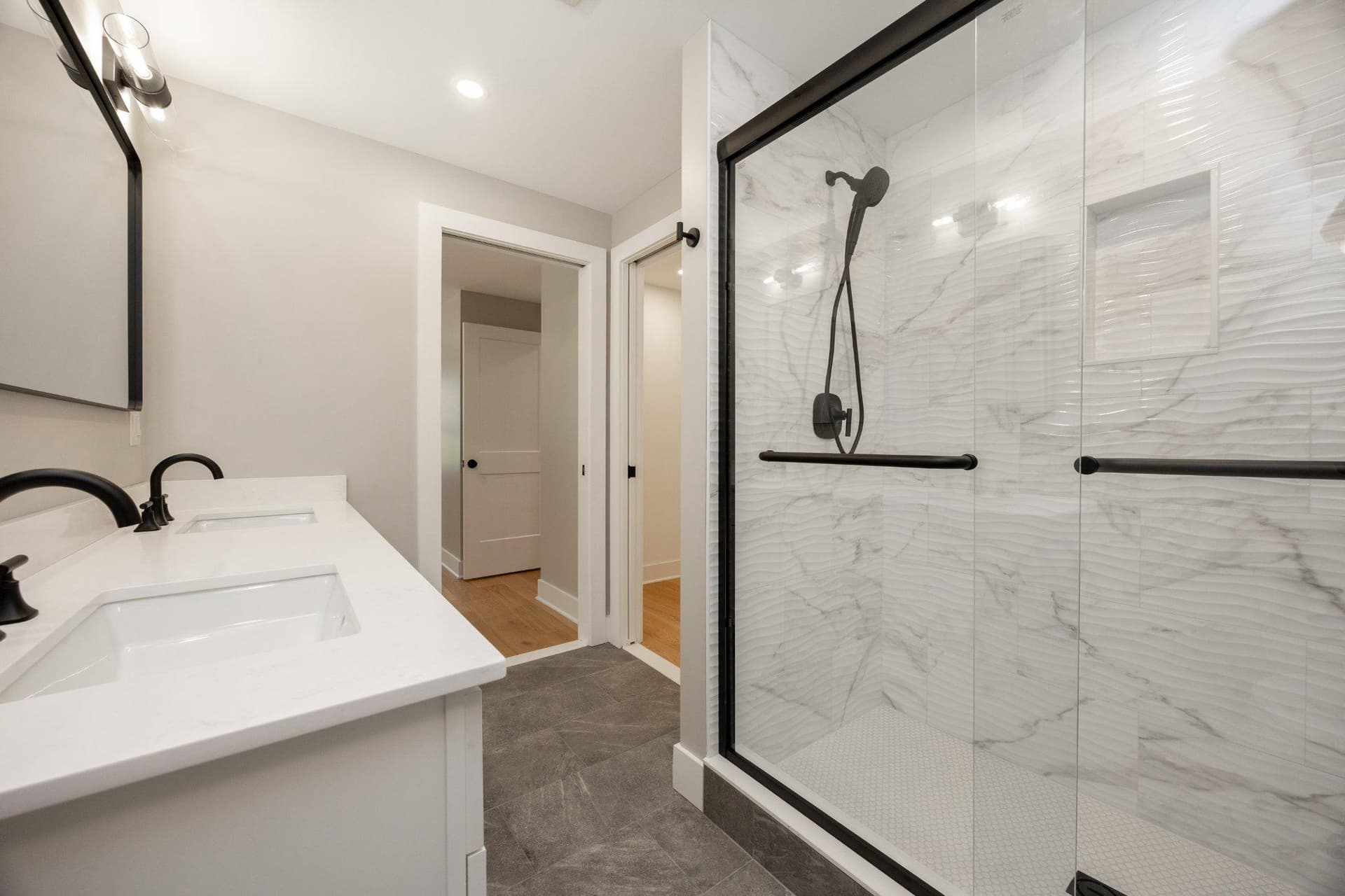 504 W Lafayette Street photo 16