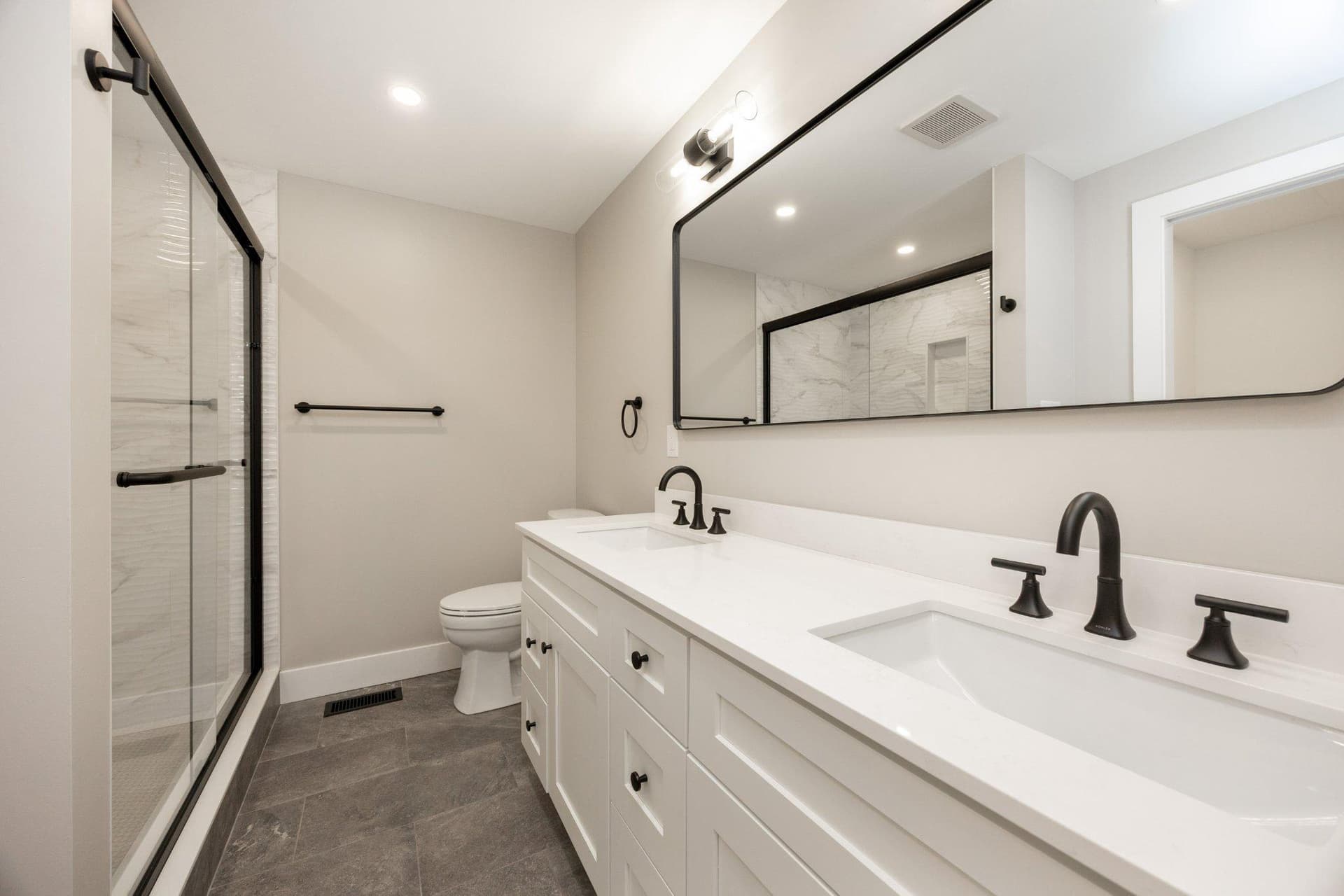 504 W Lafayette Street photo 17