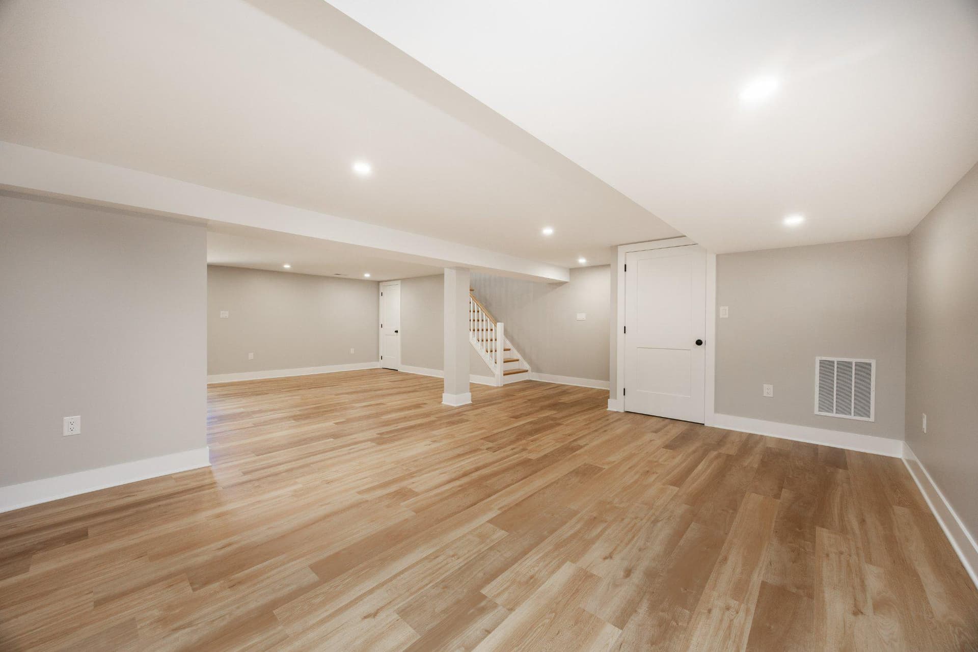 504 W Lafayette Street photo 29