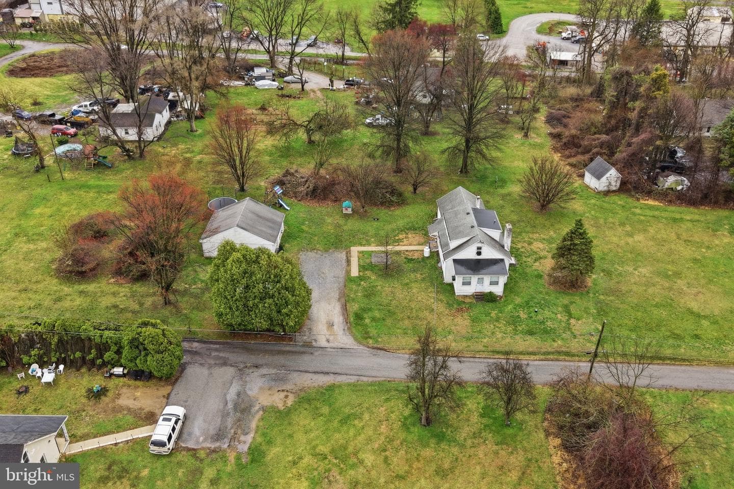 268 Ellicott Road photo 40
