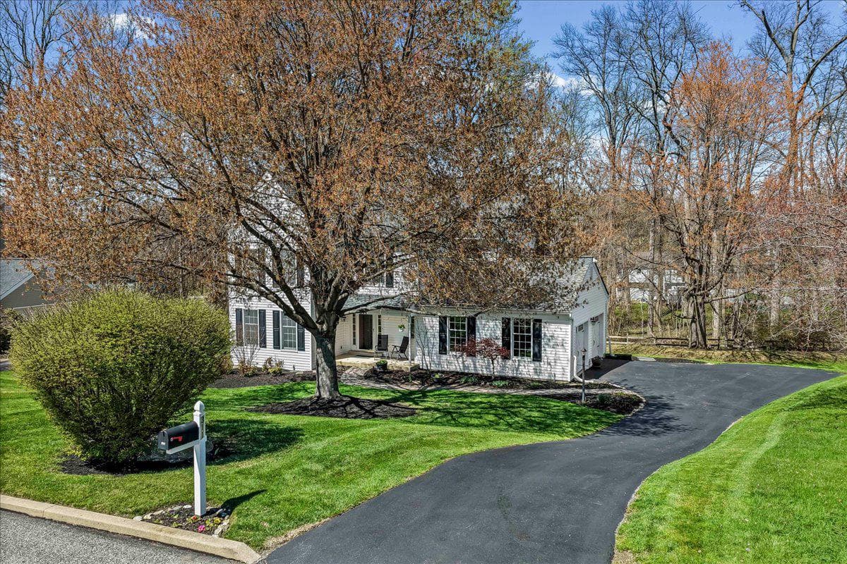 311 Bolton Lane photo 22