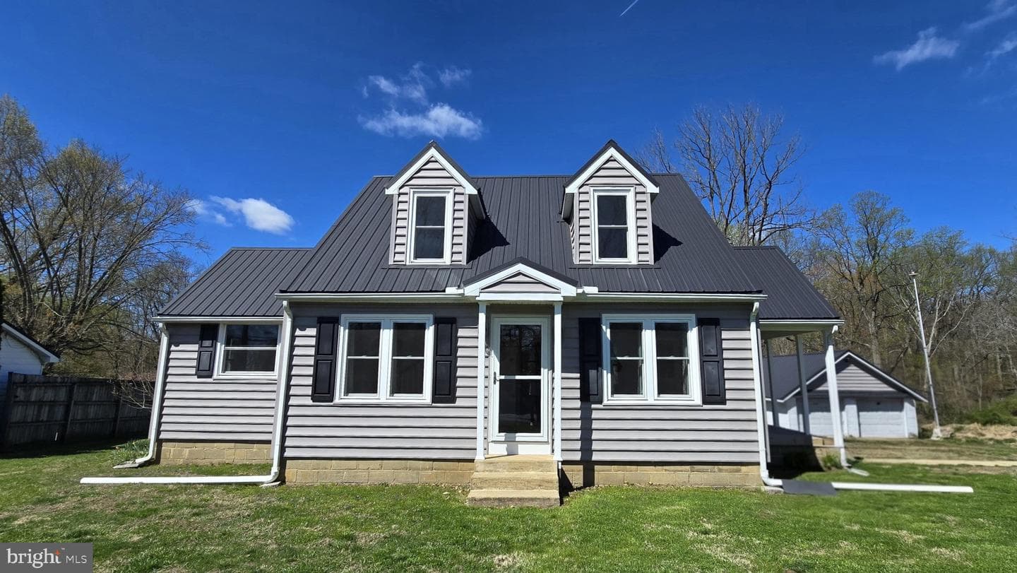 1233 New London Road