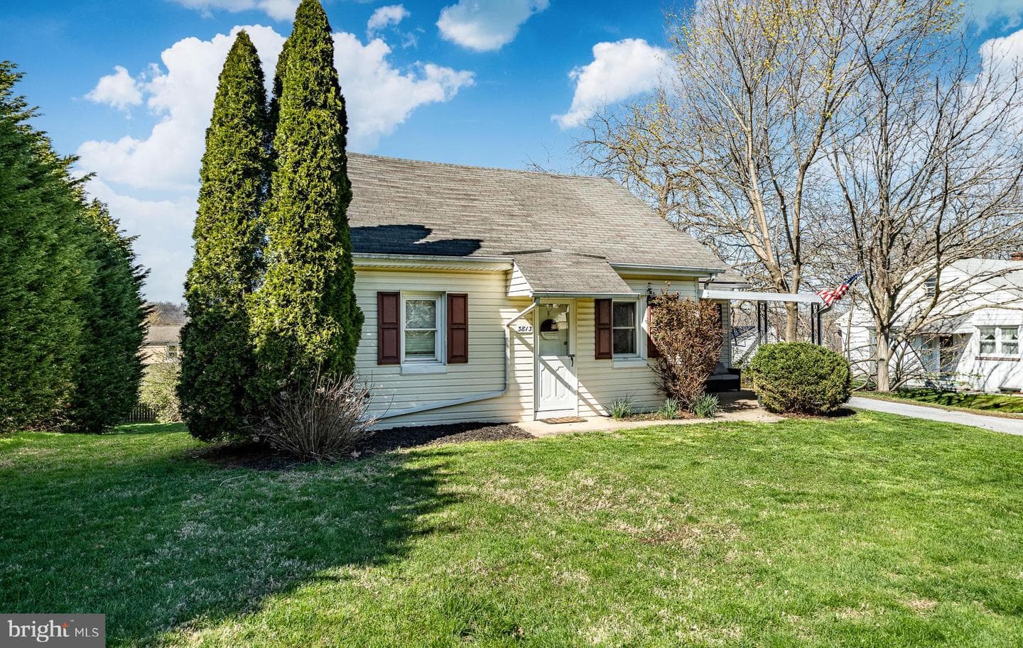 3813 Norwood Avenue photo 2