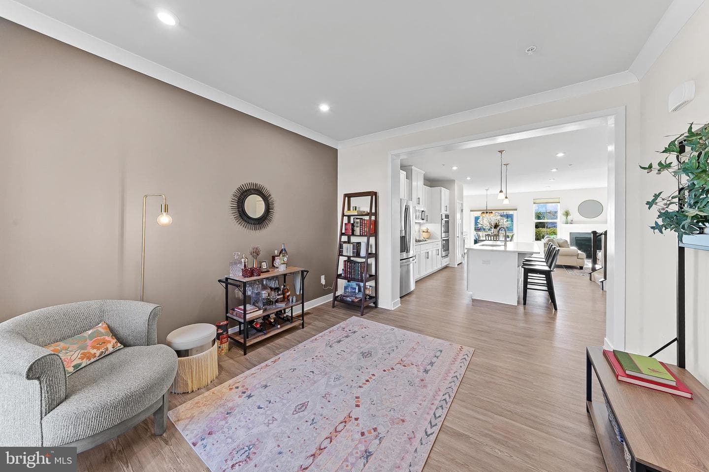 714 Cascade Way photo 4