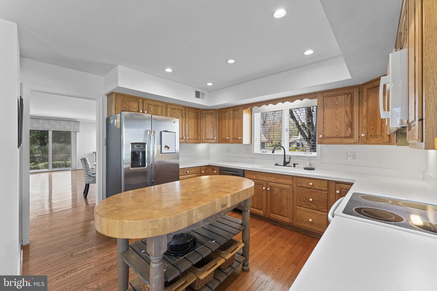 483 Eaton Way photo 12