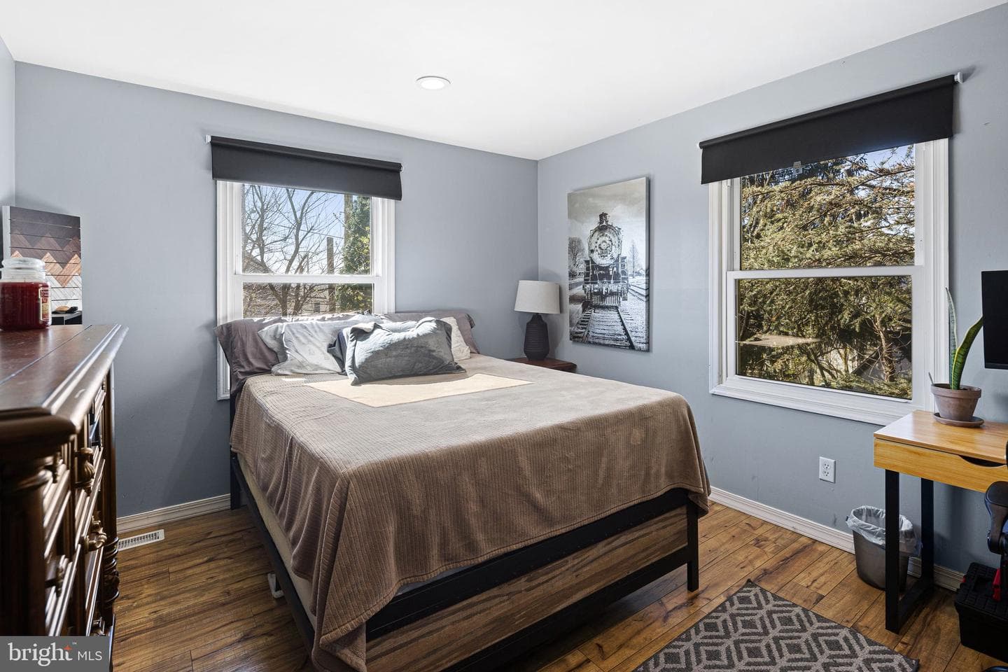 464 Freemont Street photo 11