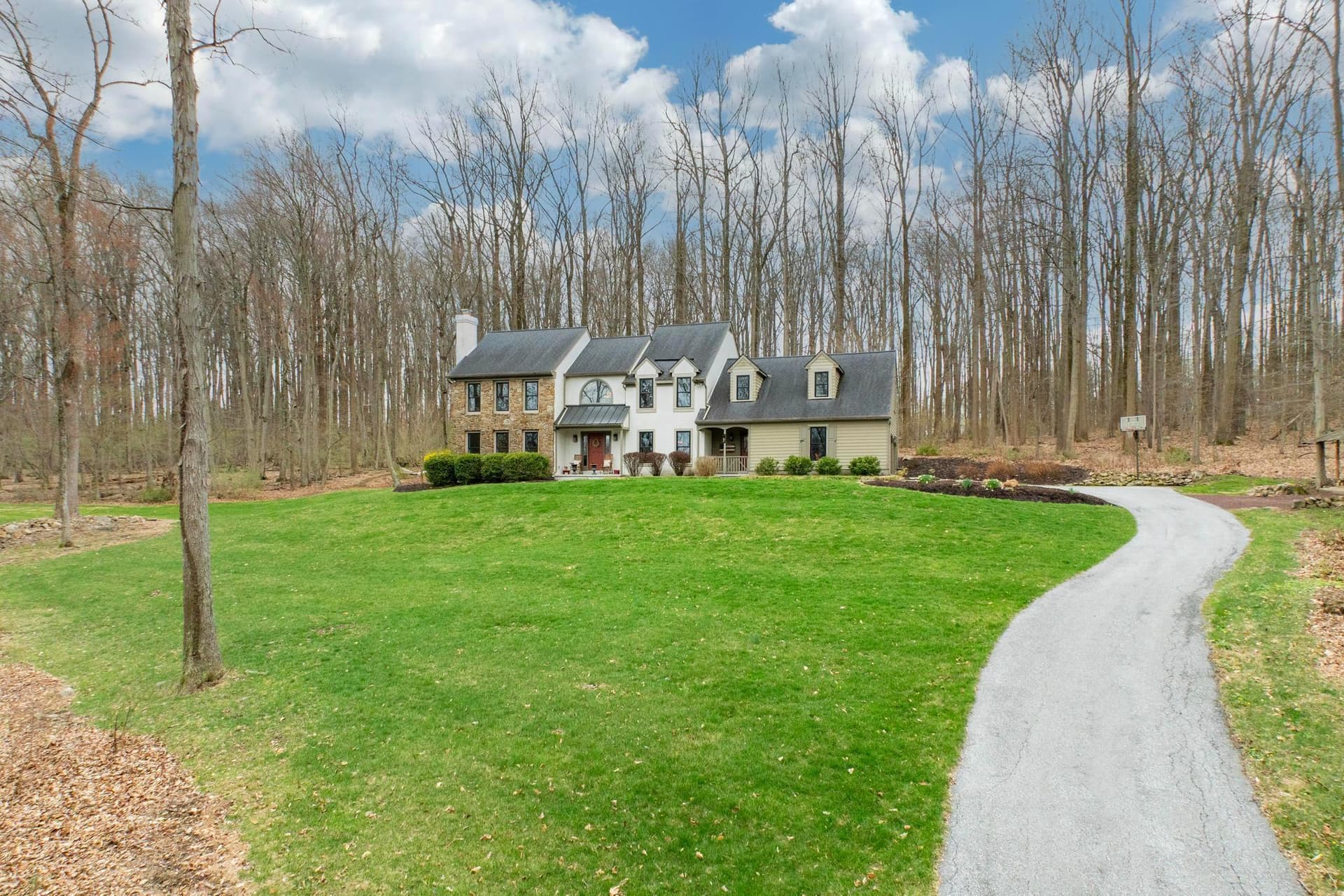 32 McLeod Pond Road photo 2