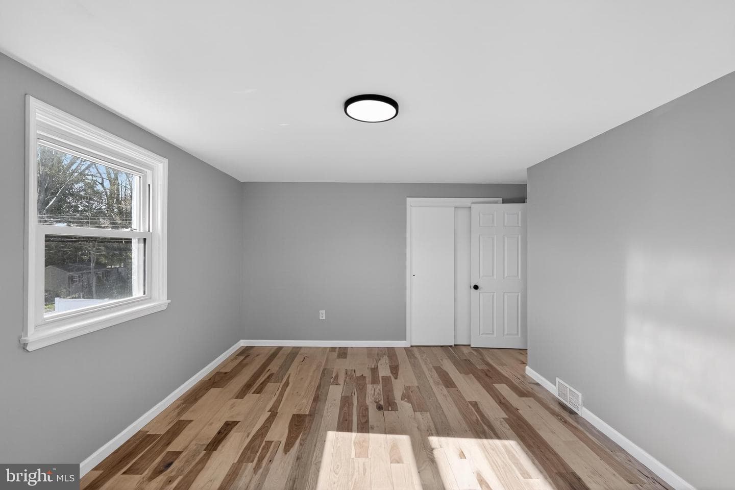 1206 W Chester Pike photo 21
