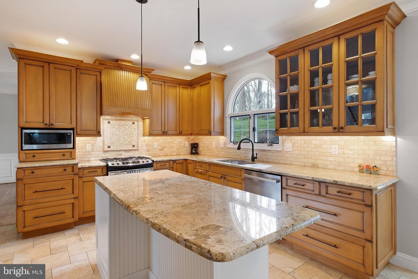 122 Hamilton Road photo 5