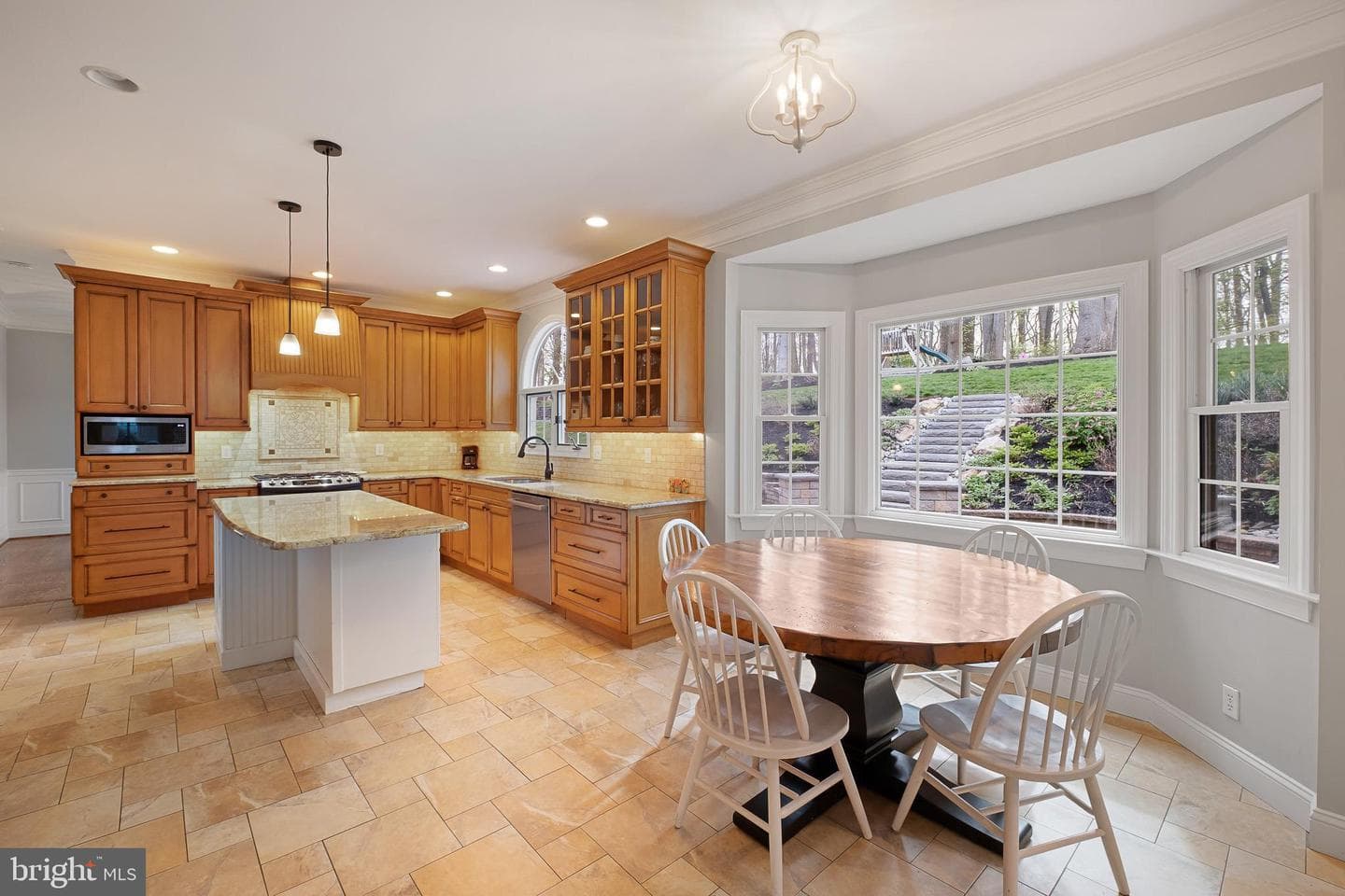 122 Hamilton Road photo 7