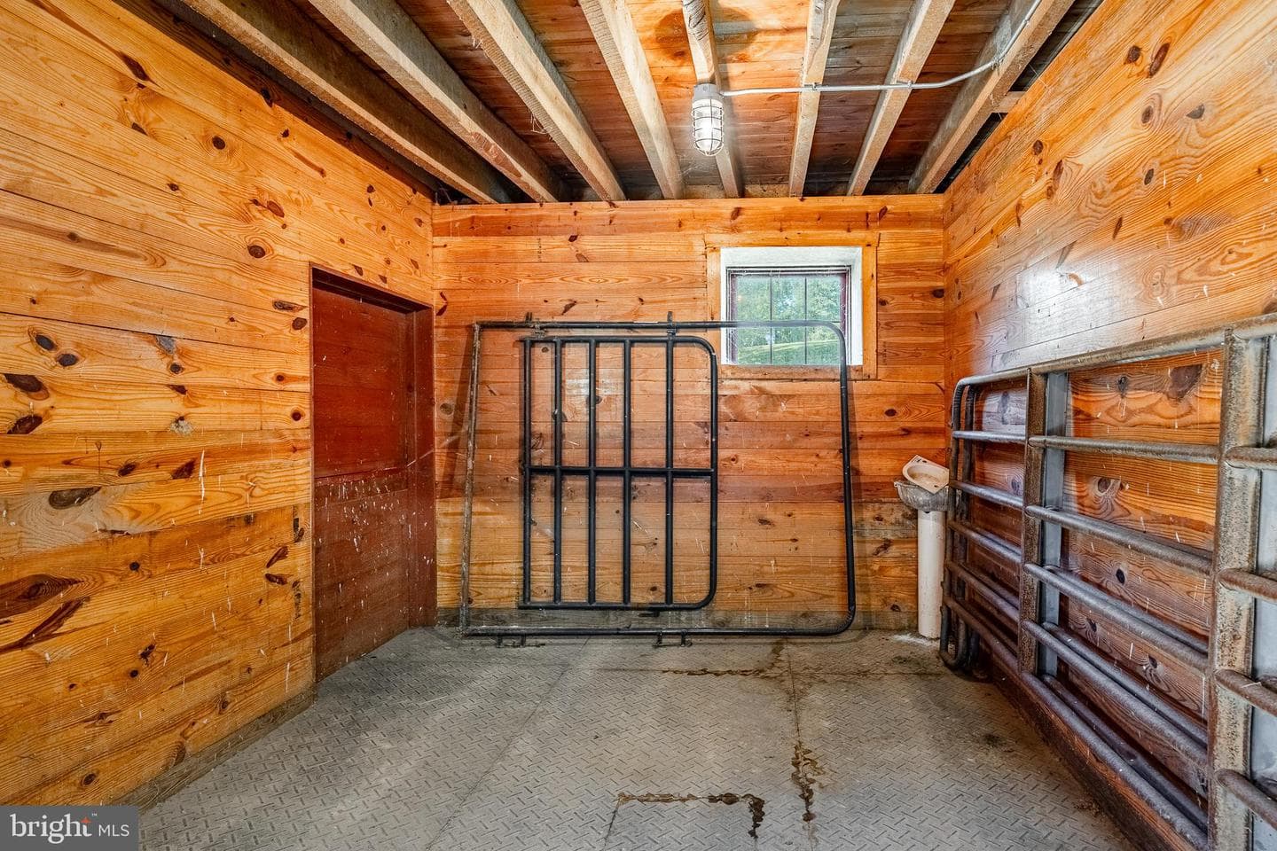 438 Ground Hog College Road photo 112