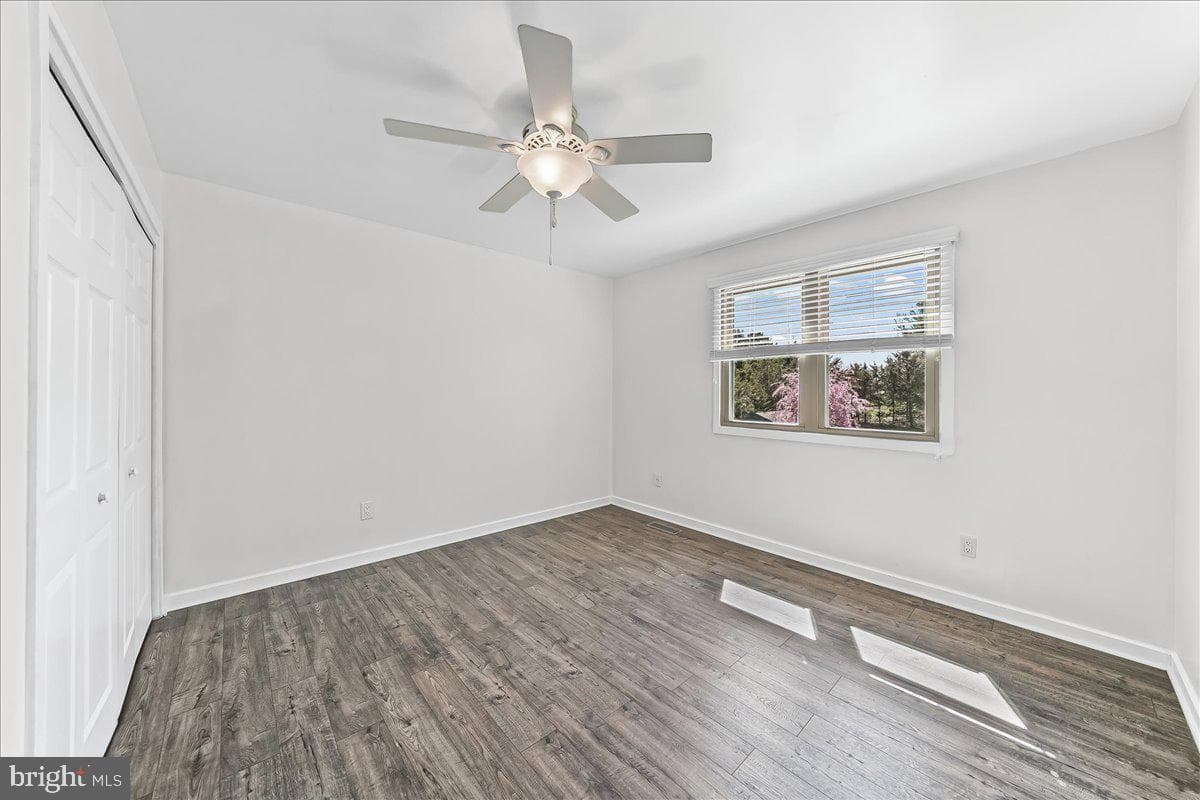 100 Chapel Drive photo 33