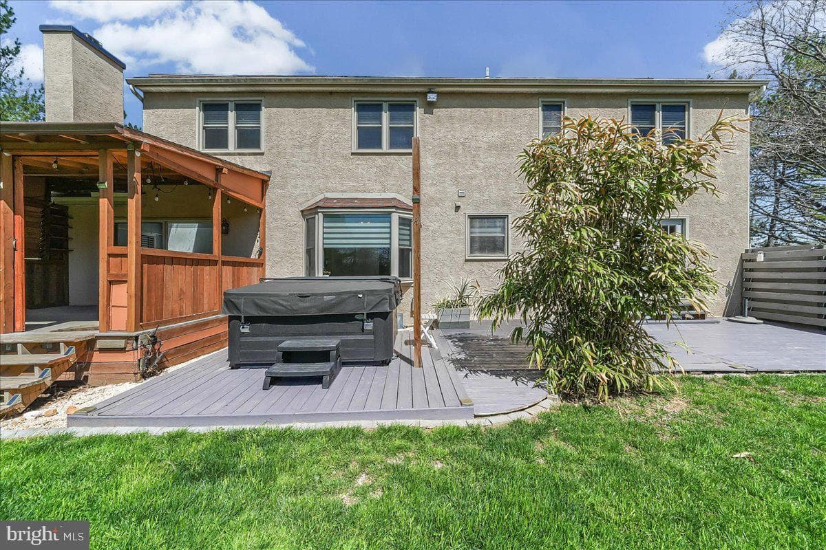 100 Chapel Drive photo 38