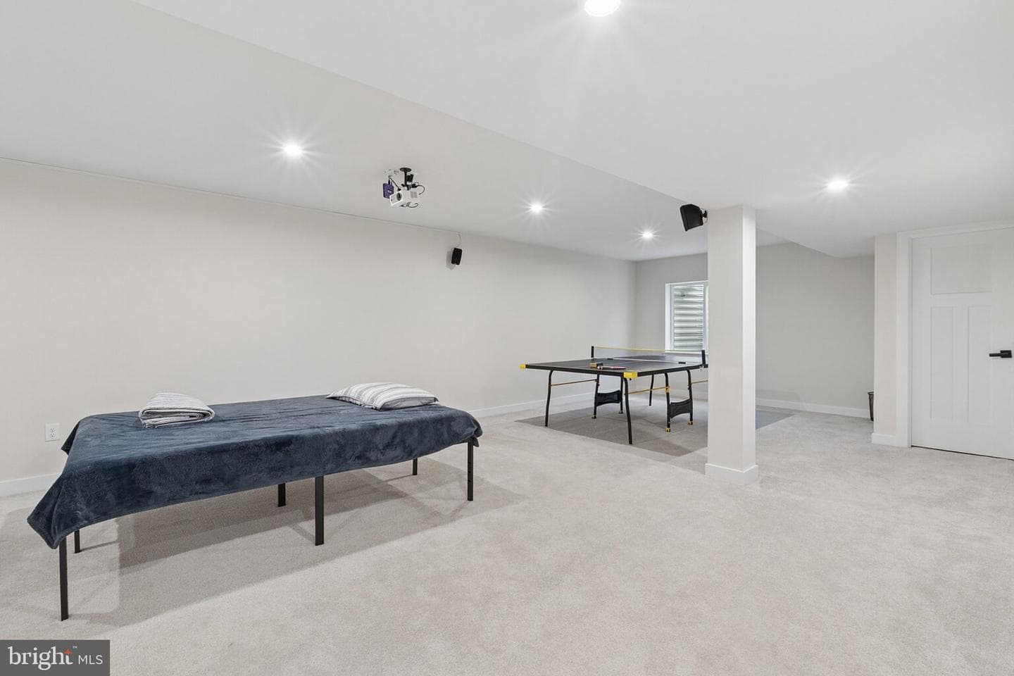 231 Sloan Drive photo 33