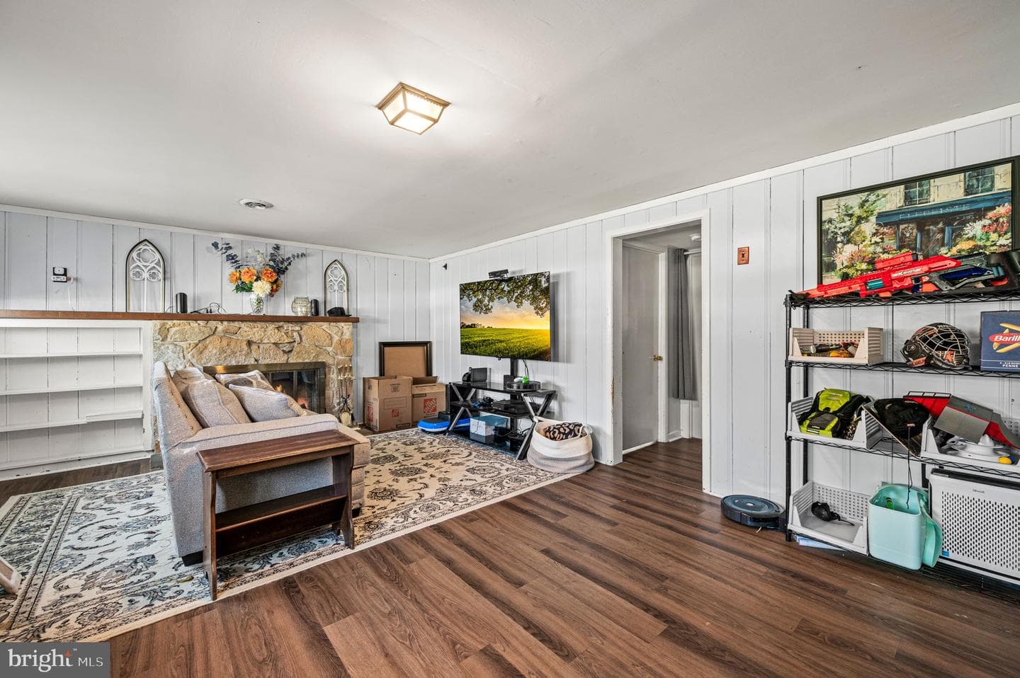 504 Winding Way photo 9