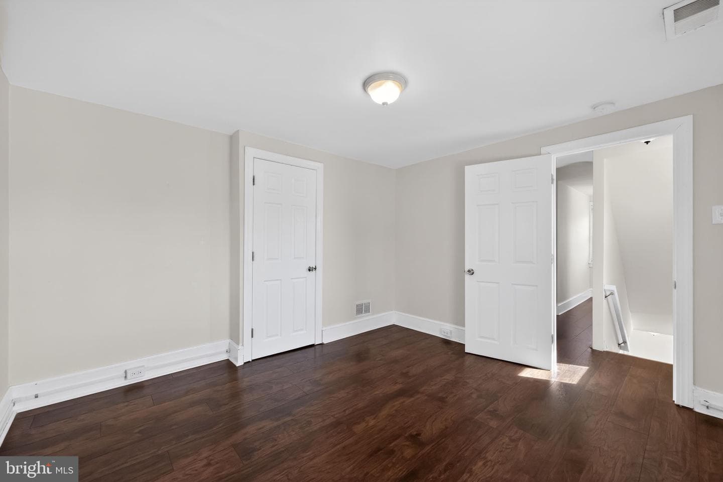 43 W Central Avenue photo 18
