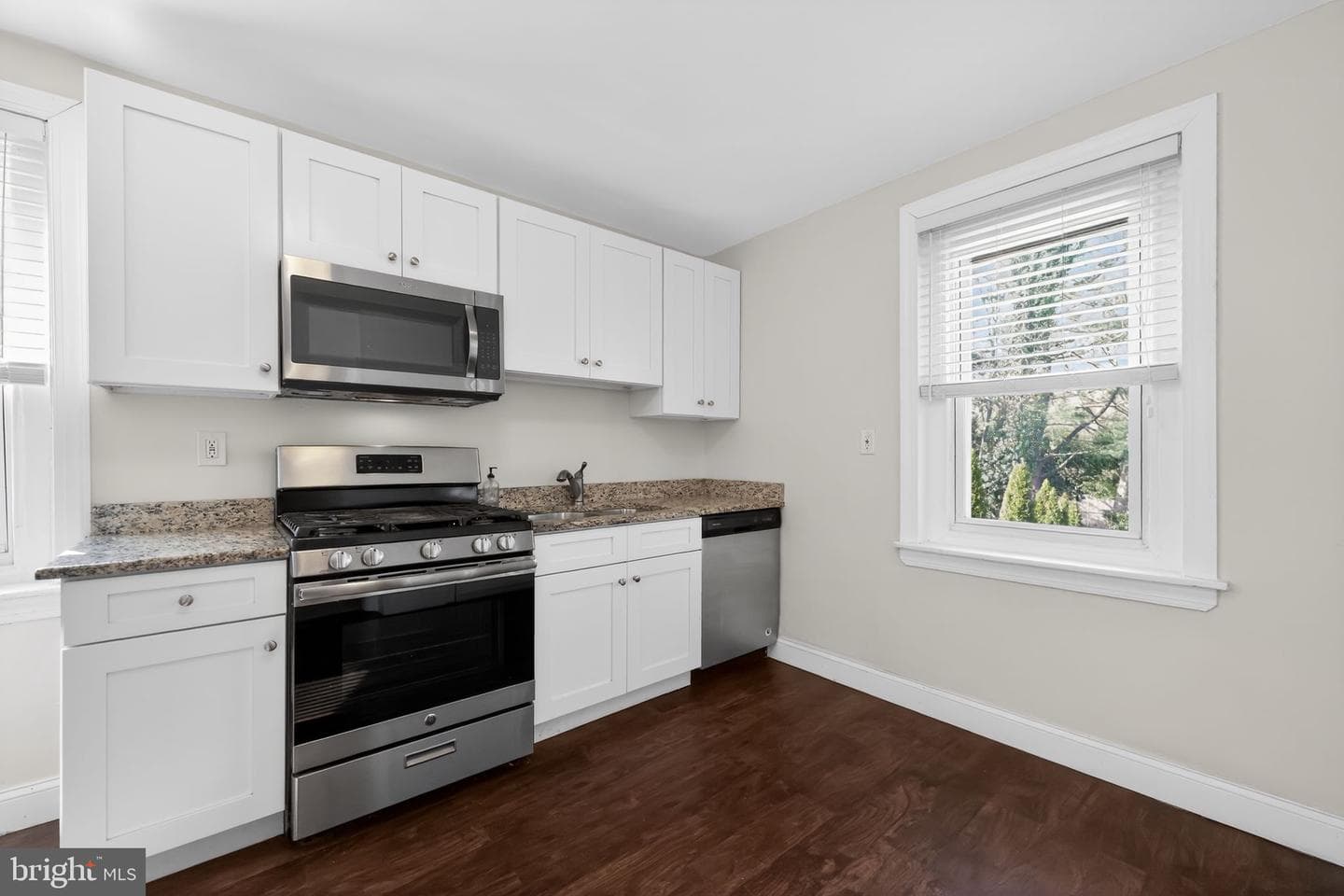 43 W Central Avenue photo 8