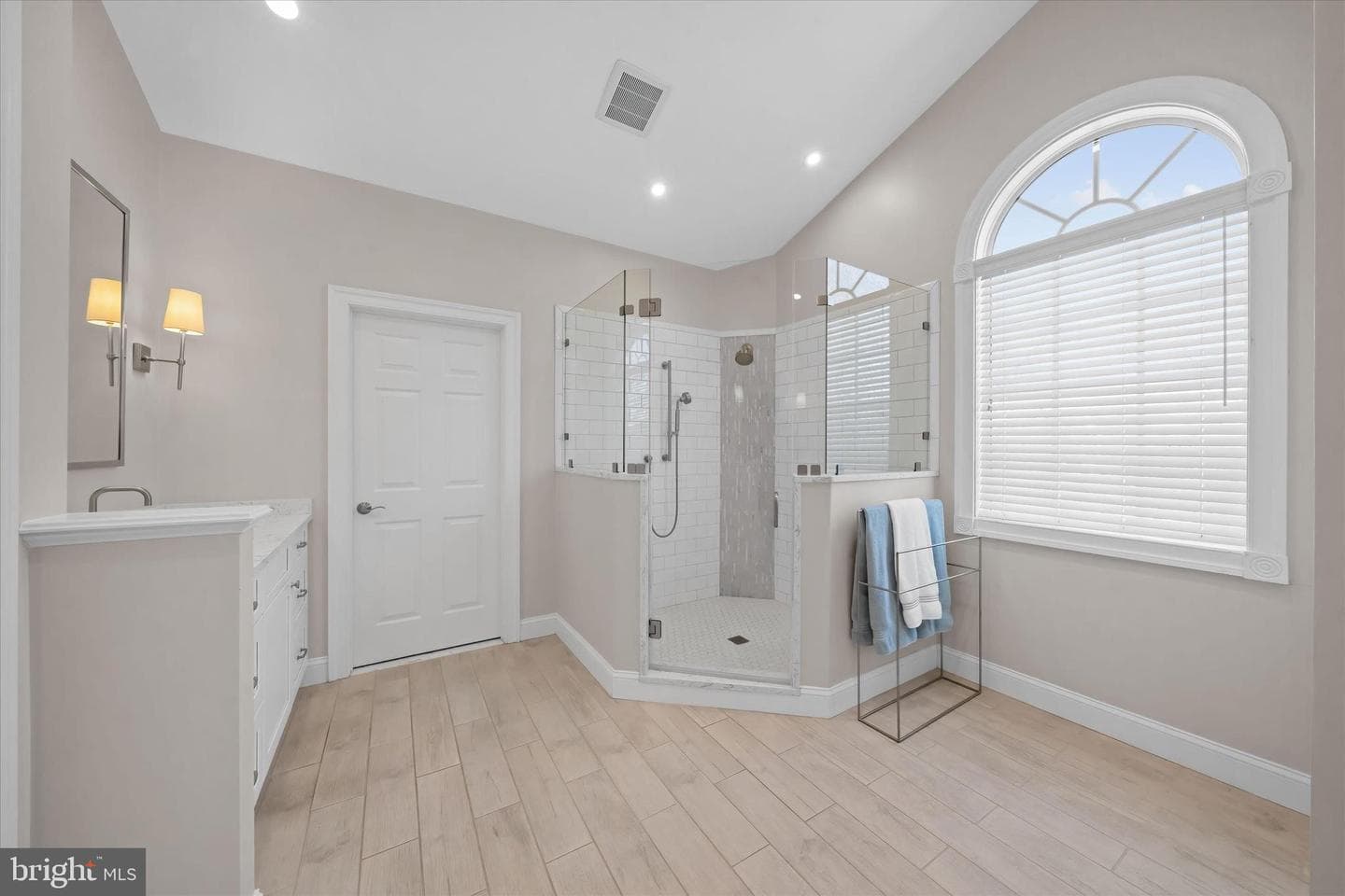 5 Traylor Drive photo 40