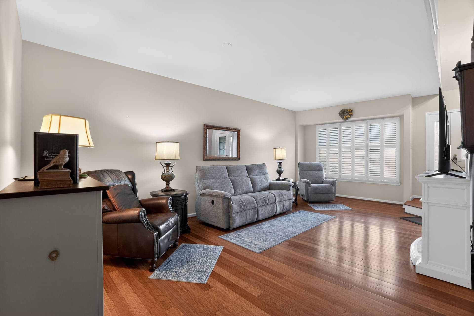 1307 Harness Lane photo 4