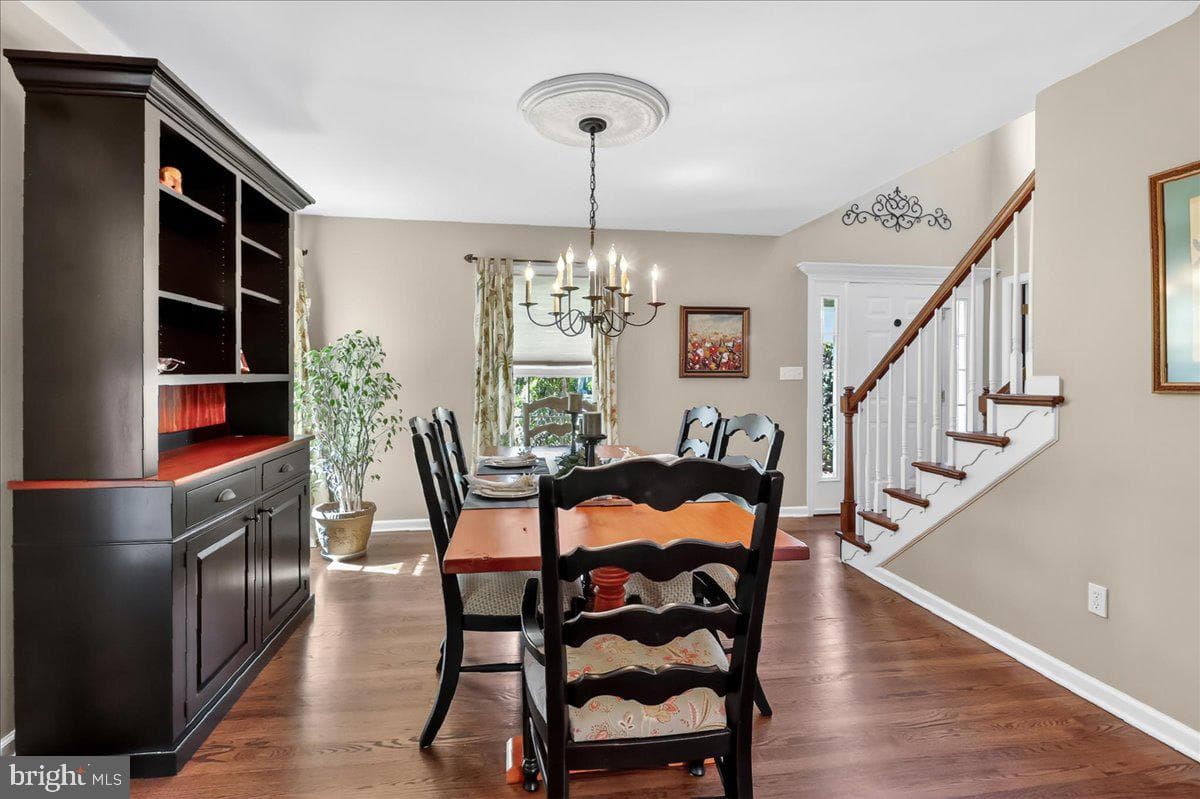 2 Parkside Drive photo 8