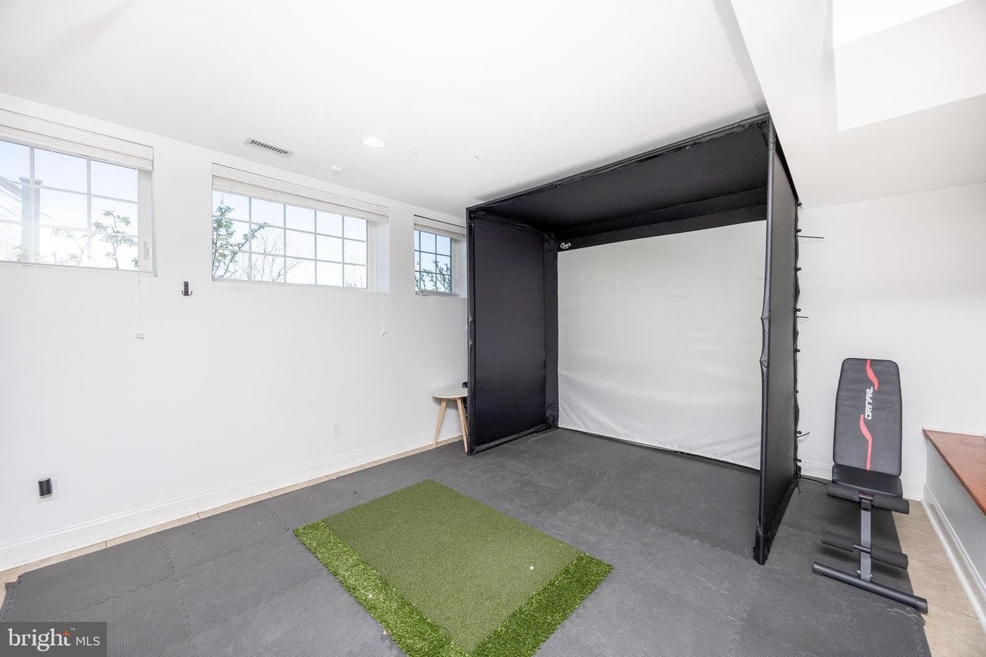 812 Hessian Circle photo 47