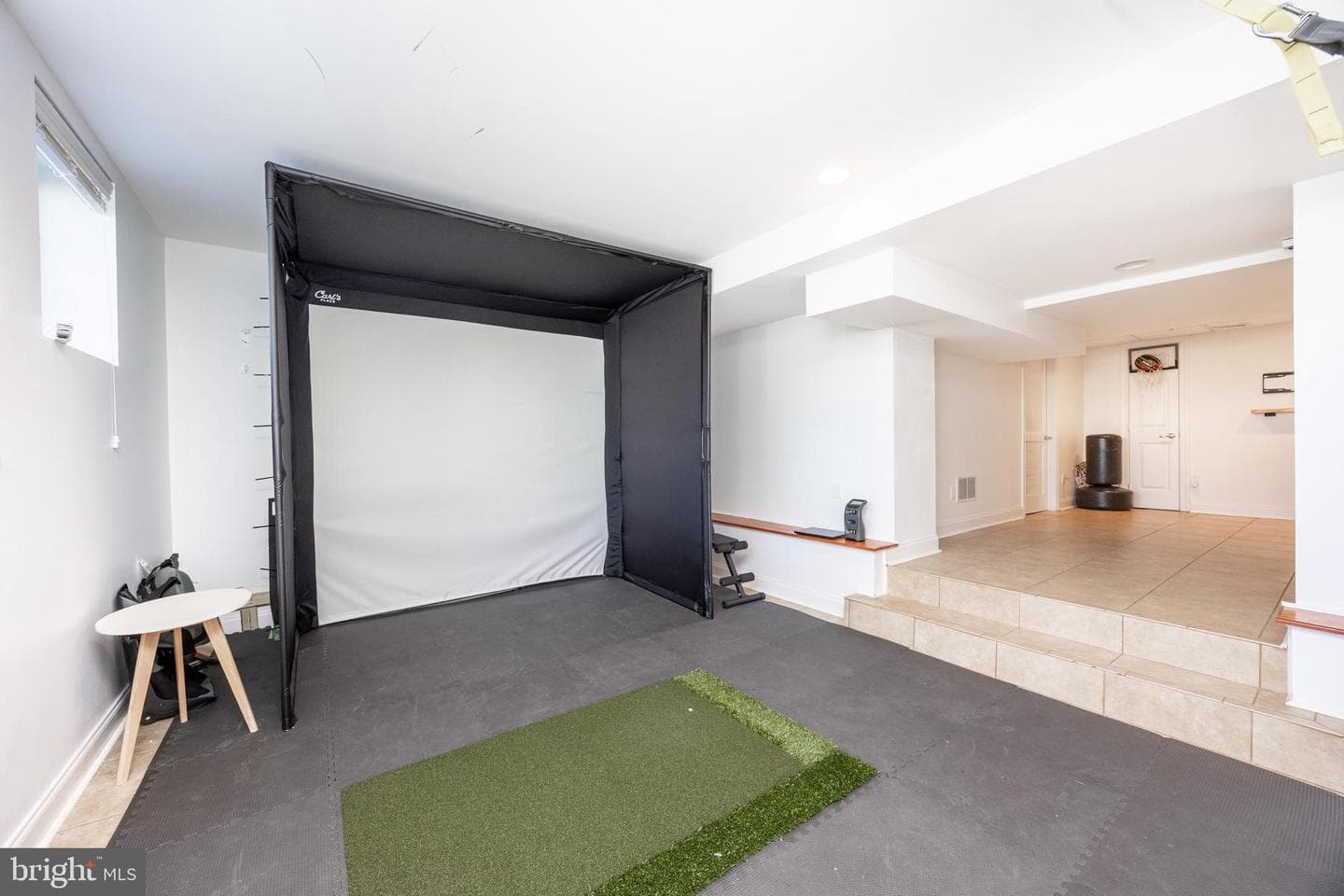 812 Hessian Circle photo 48
