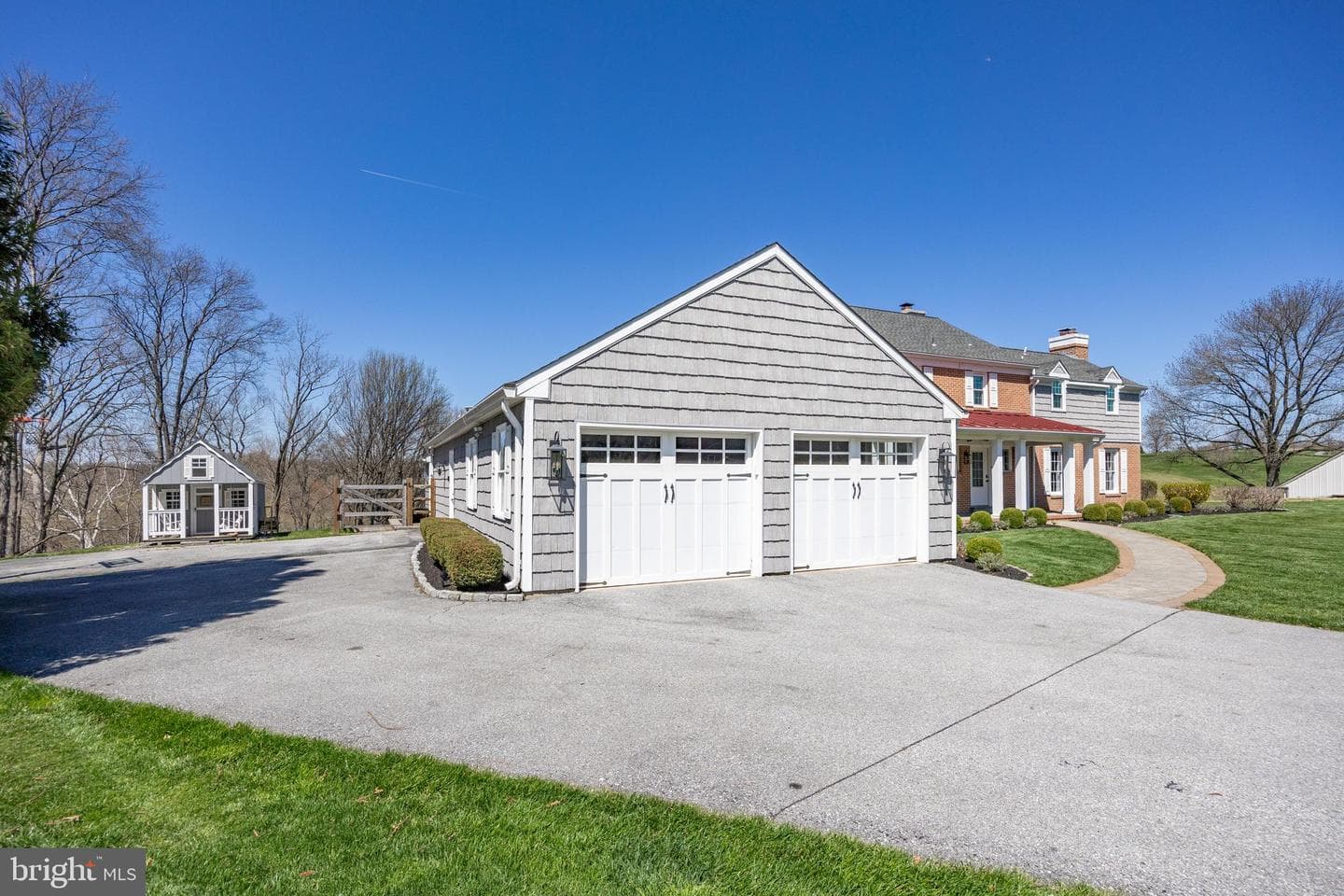812 Hessian Circle photo 61